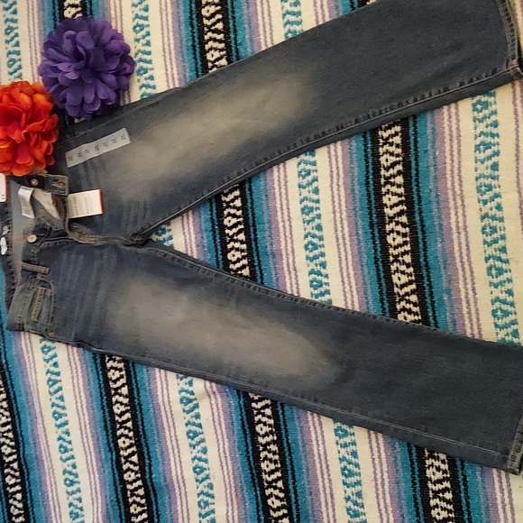 NWT Old Navy Boot-cut Jeans - Picture 9 of 9